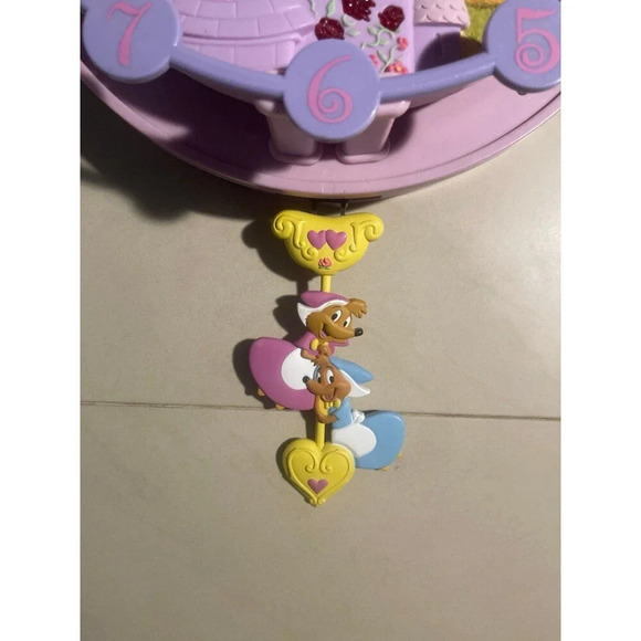 Disney Princesses Animated Wall Clock - Picture 3 of 6